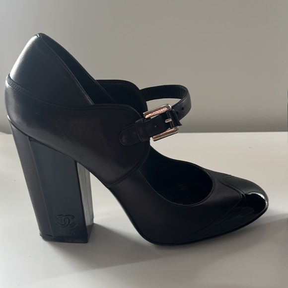 Chanel Black Mary Jane Block Heel - Picture 3 of 10